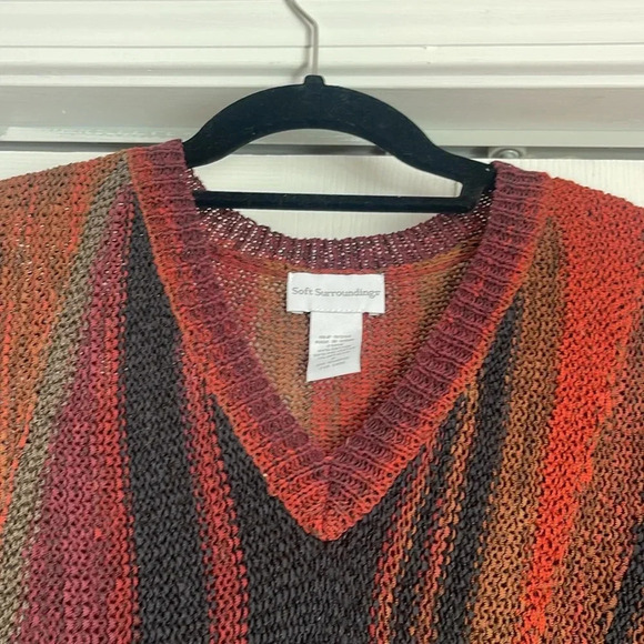 Soft surroundings, asymmetrical lightweight V-neck sweater top - Picture 3 of 7